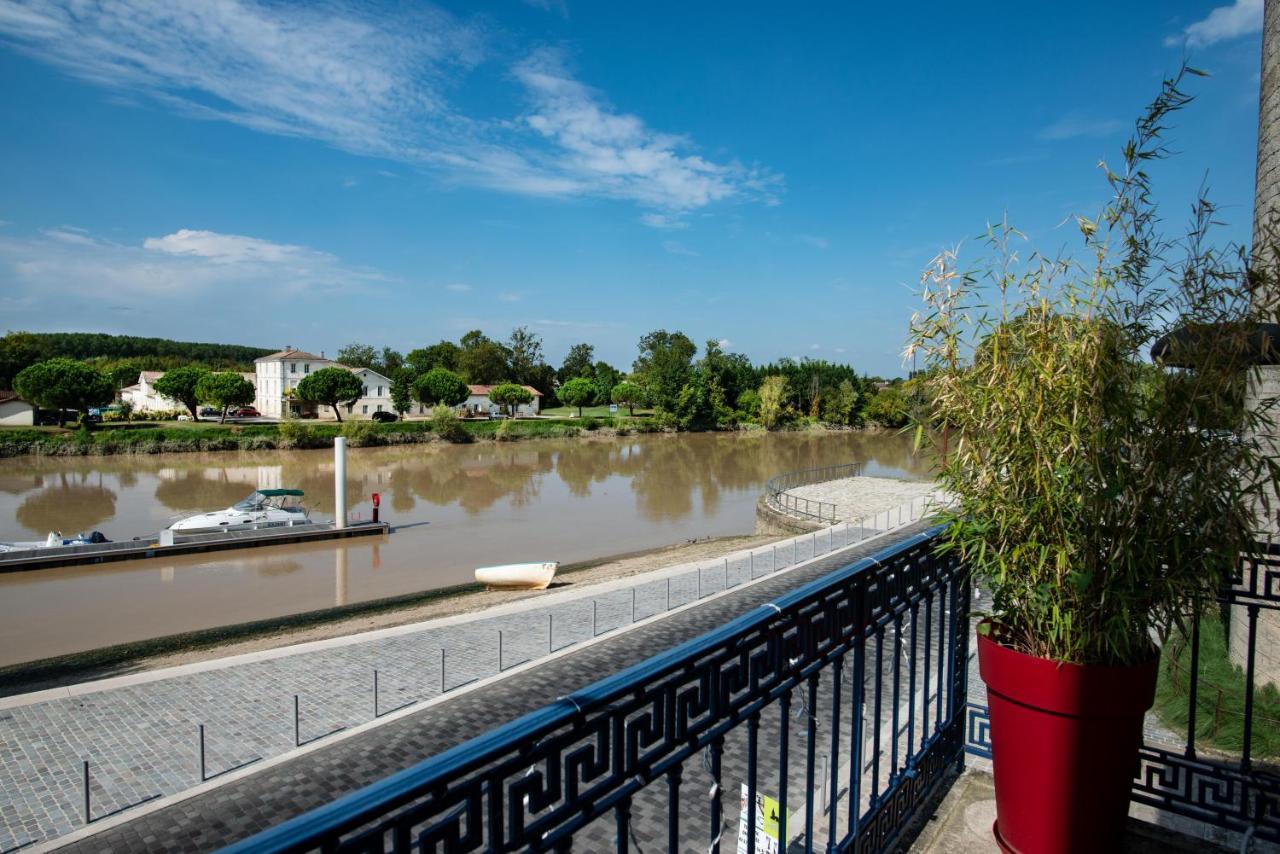 Logis Hotel De La Tour Libourne Zewnętrze zdjęcie